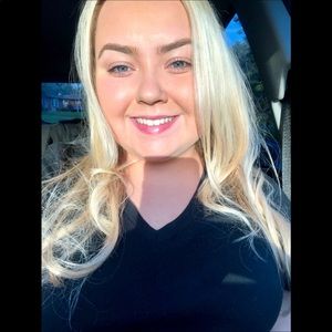 Meet your Posher, Sabrina